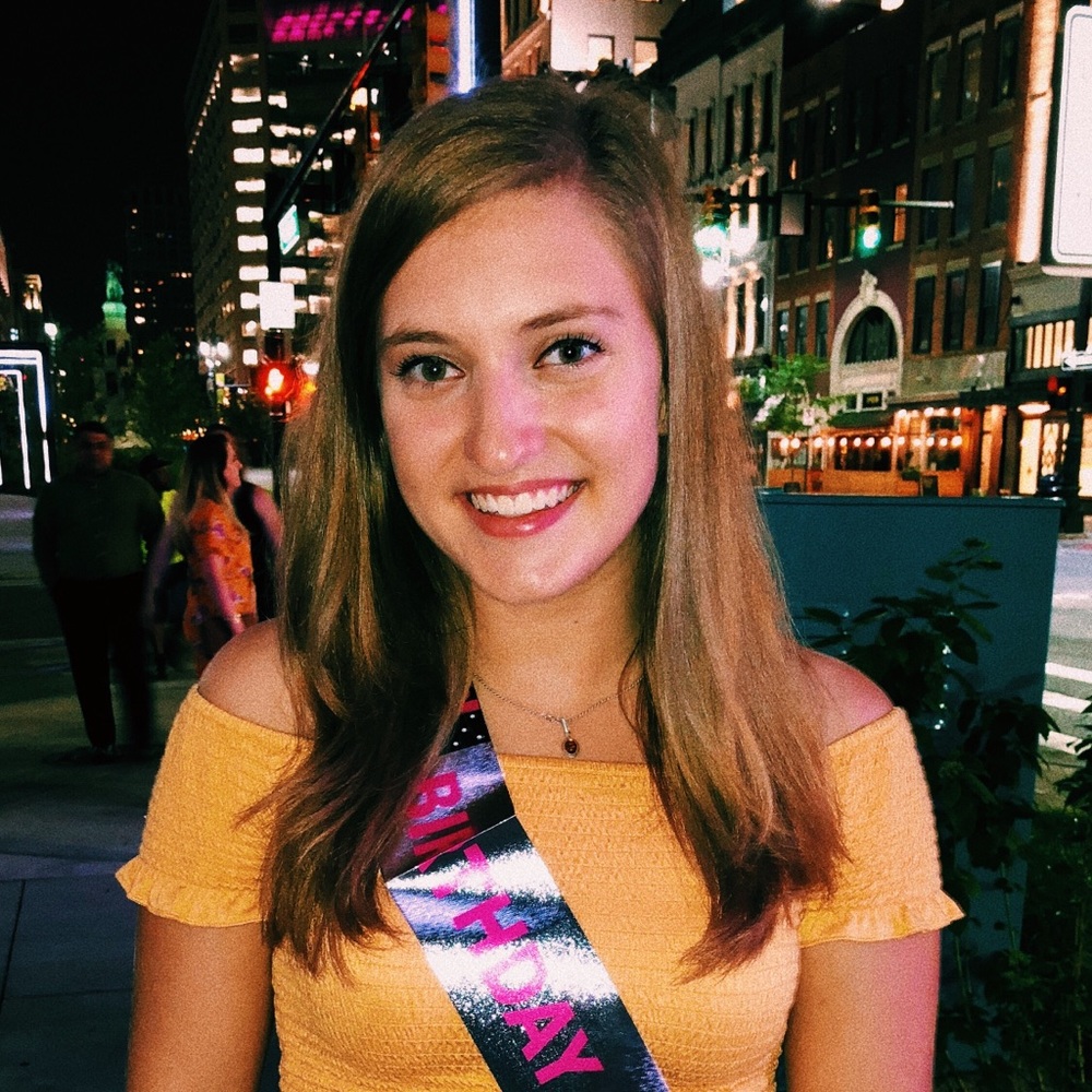 Meet your Posher, Elena